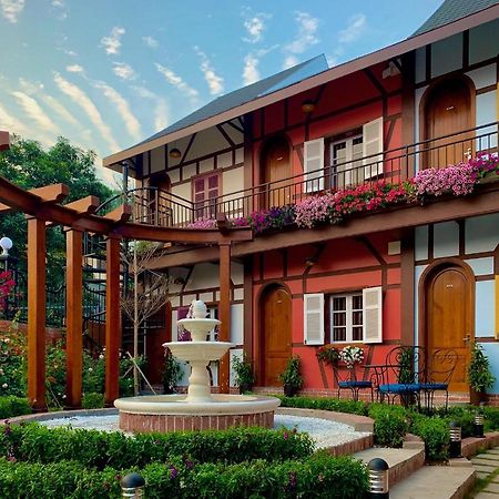 Little Colmar - Homestay & Pottery Studio Ha Long Esterno foto