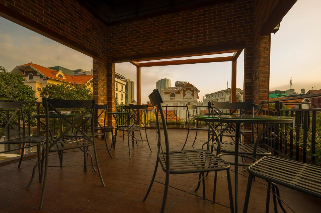 Little Colmar - Homestay & Pottery Studio Ha Long Esterno foto