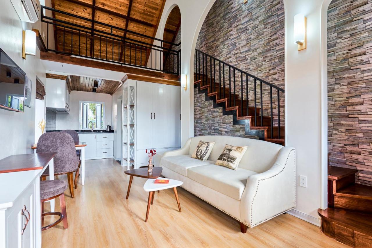 Little Colmar - Homestay & Pottery Studio Ha Long Esterno foto