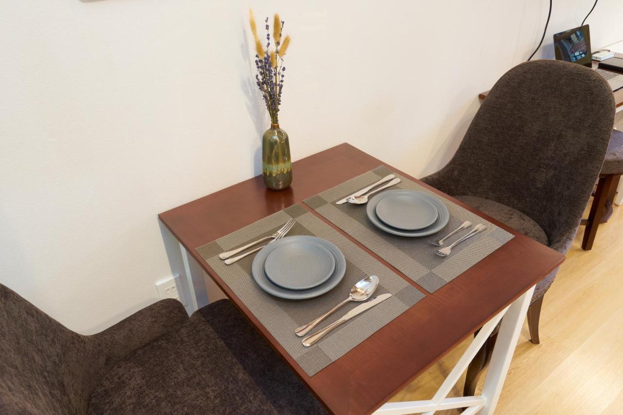Little Colmar - Homestay & Pottery Studio Ha Long Esterno foto