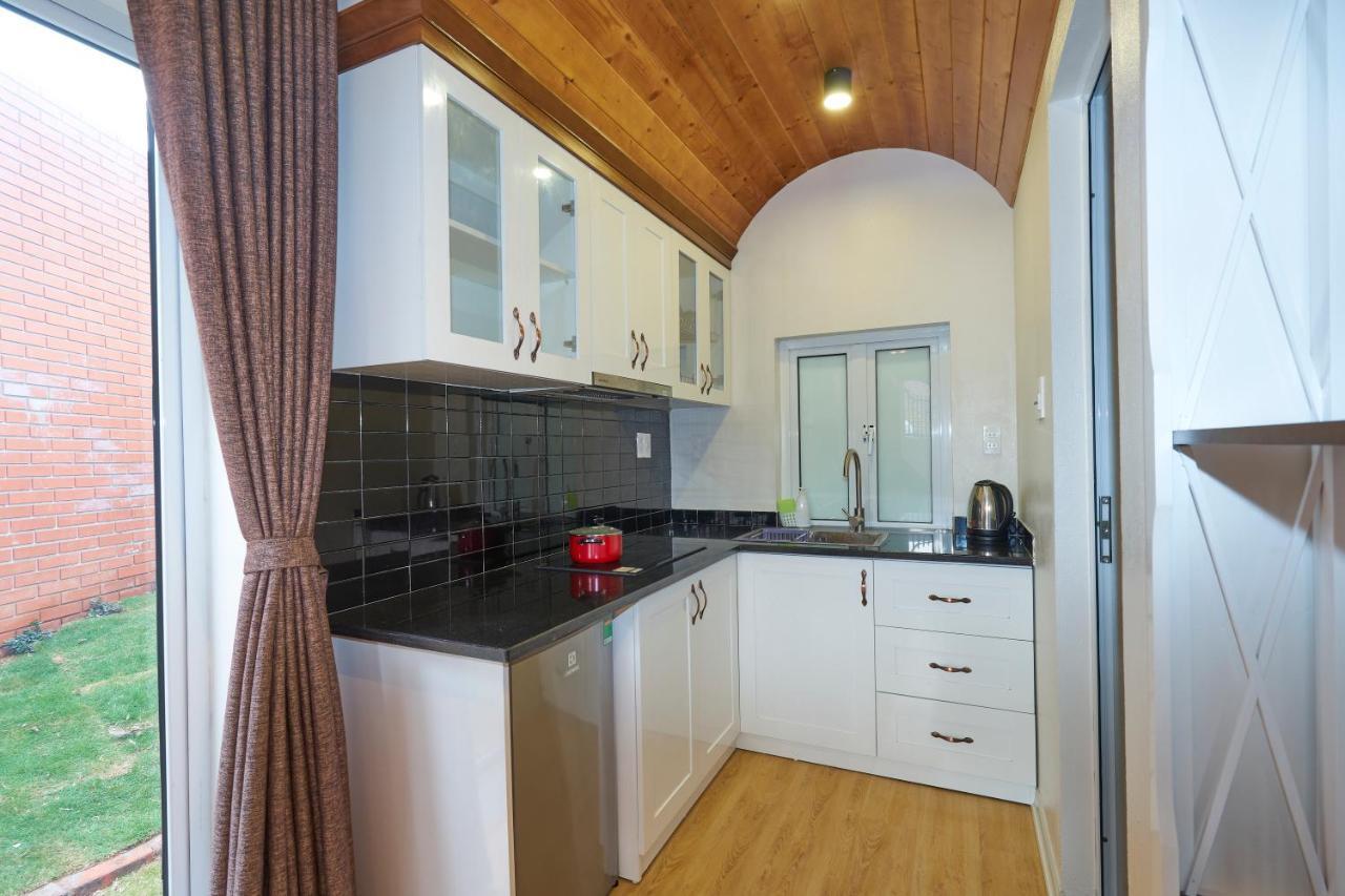 Little Colmar - Homestay & Pottery Studio Ha Long Esterno foto